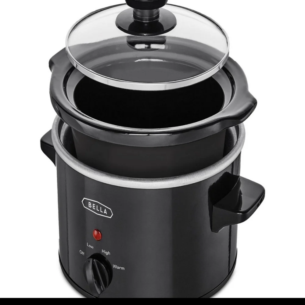 Bella slow cooker, Cheese Warmer 1.5 Quart, New